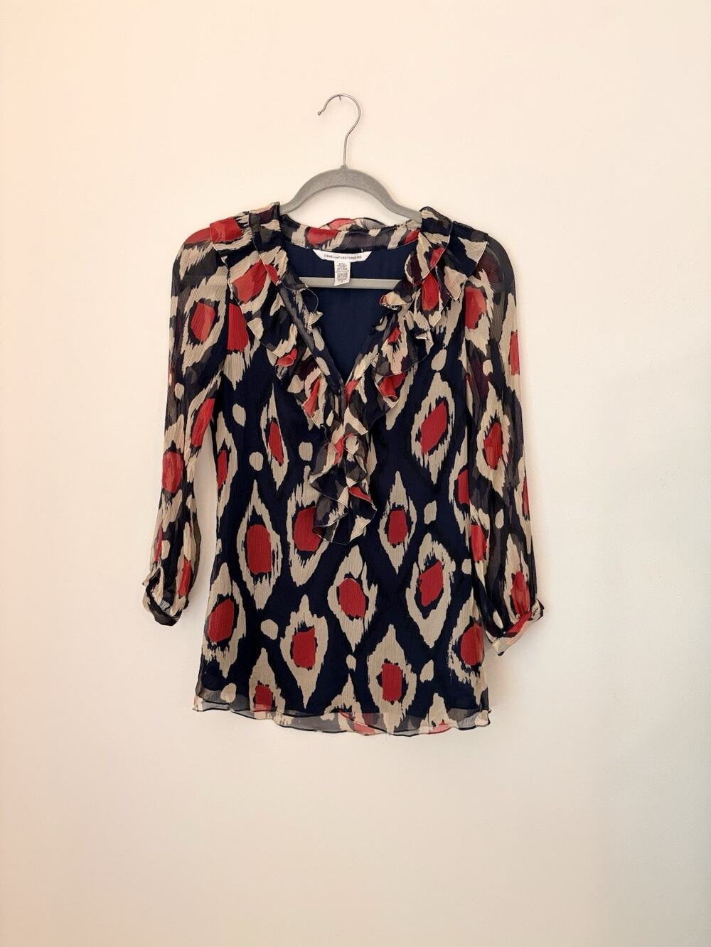 Diane von Furstenberg Silk Blouse Women's Size 4 Ruffled Collar Red/Navy/Ivory